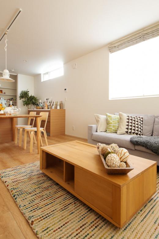 インゾーネの家 狭小地に建つ、収納たっぷりな家。