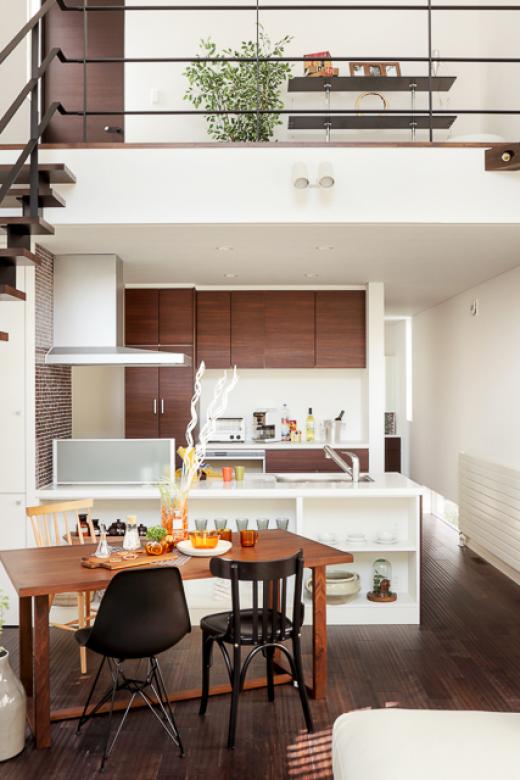 インゾーネの家 朝と夕の移り変わりを楽しむ、<br>遊び心あるデザイナーズハウス。