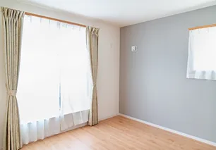 写真：カーテン：一般的な家