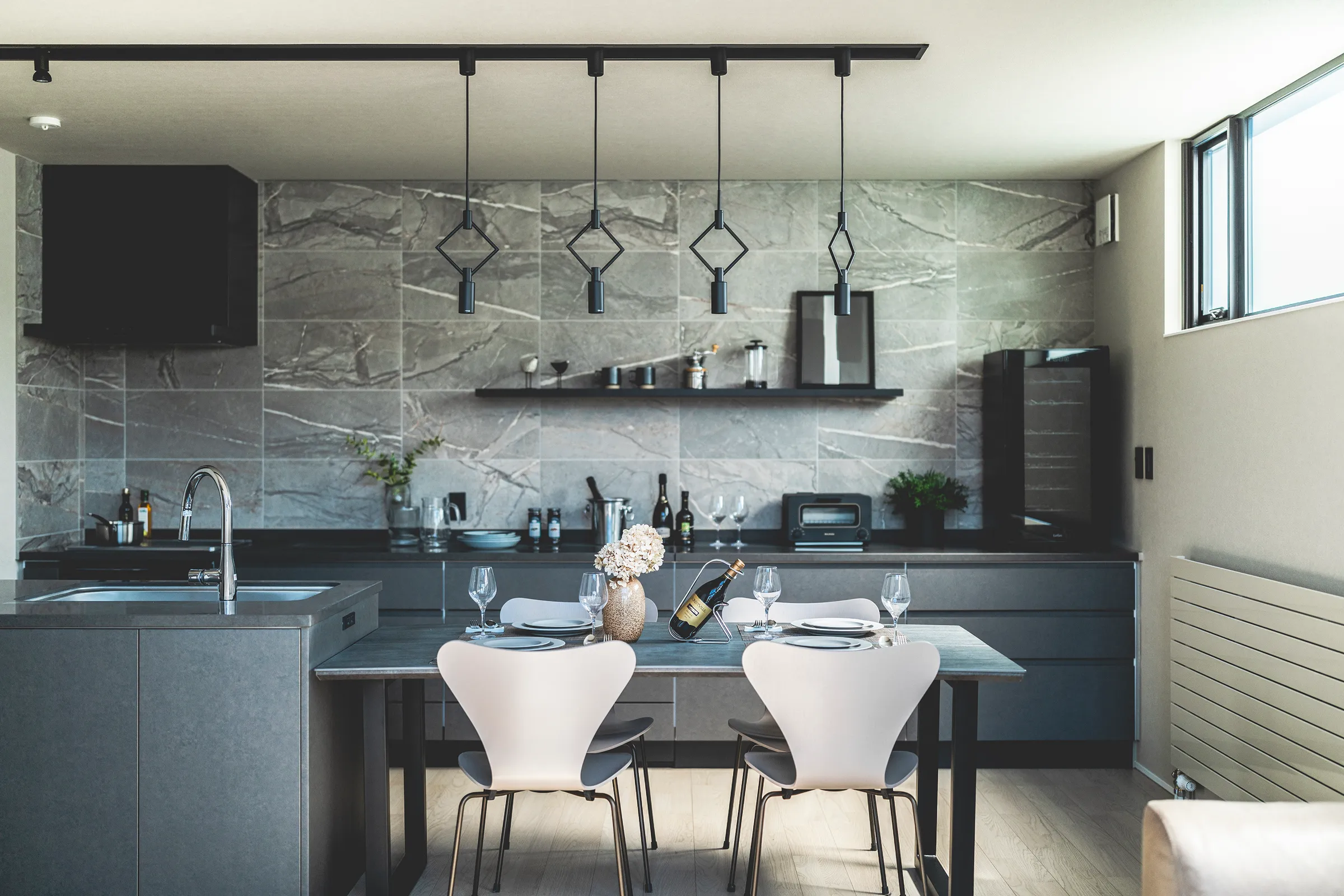 写真:インゾーネの家の普遍的なデザイン